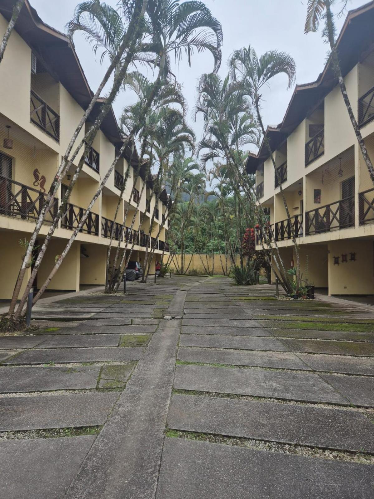 Casa 7 Em Ubatuba No Centro Condominio Com Piscina E Churrasqueira Esterno foto