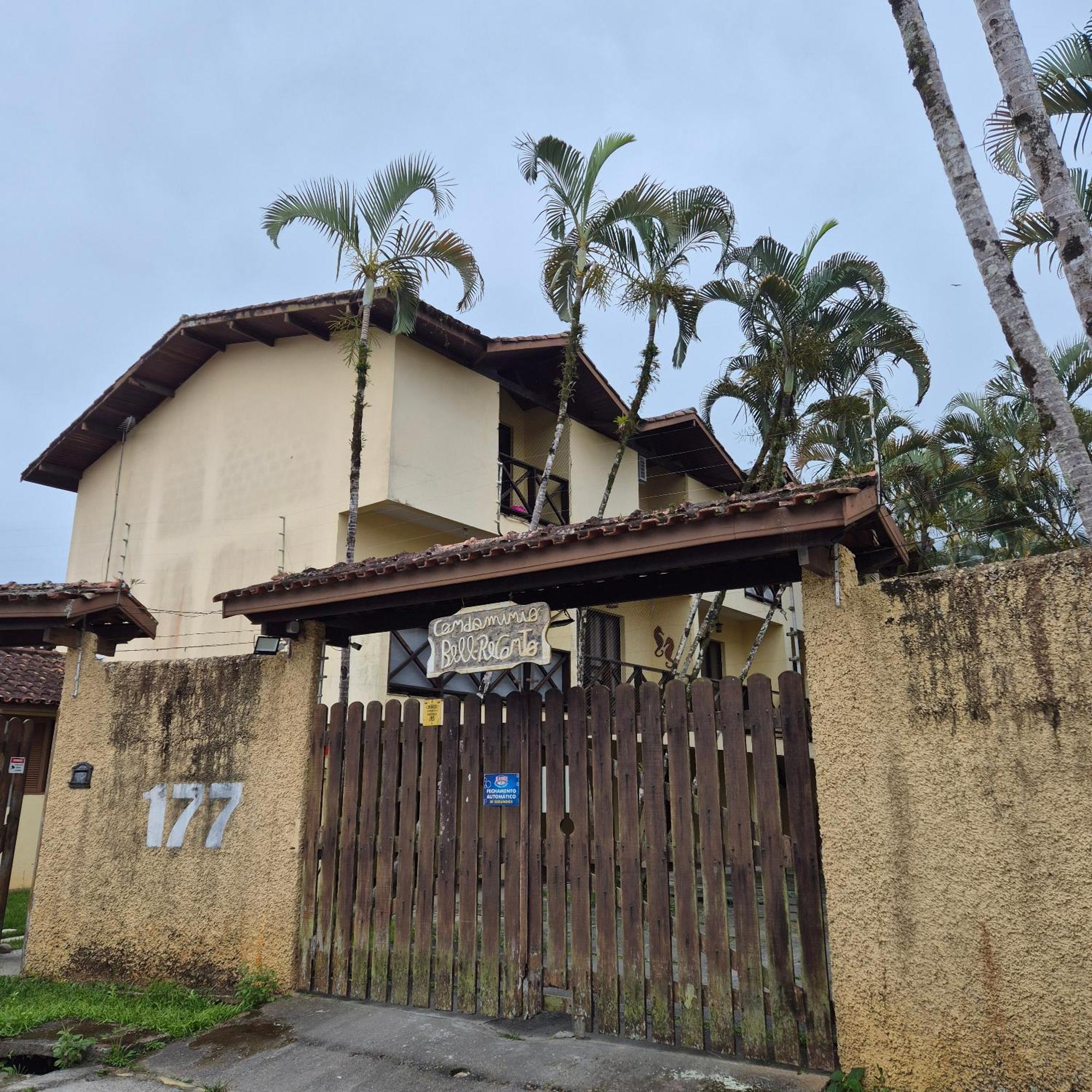 Casa 7 Em Ubatuba No Centro Condominio Com Piscina E Churrasqueira Esterno foto